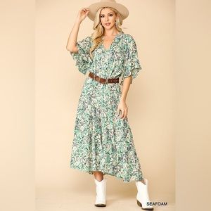 Floral Print Midi Dress with Flowy Sleeves